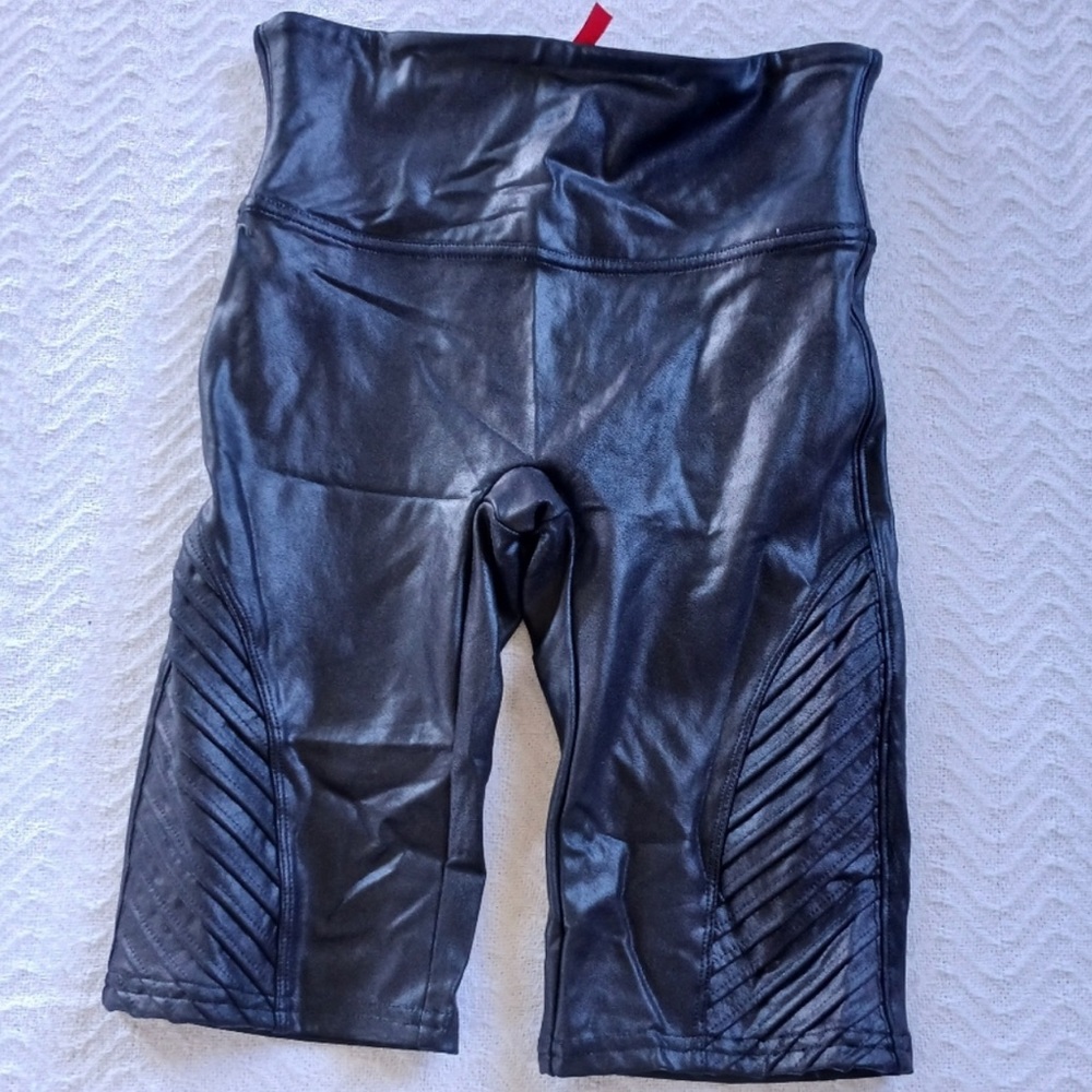 NEW!! SPANX XS Faux Leather Shaping Shorts ~SEXY & SNATCHED! (NO tags NO Tummy!) - Picture 10 of 10